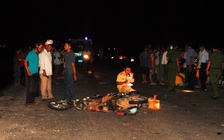 Xe máy đối đầu, 5 người thương vong